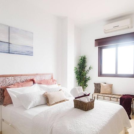 Compas Suites Malaga Exterior photo